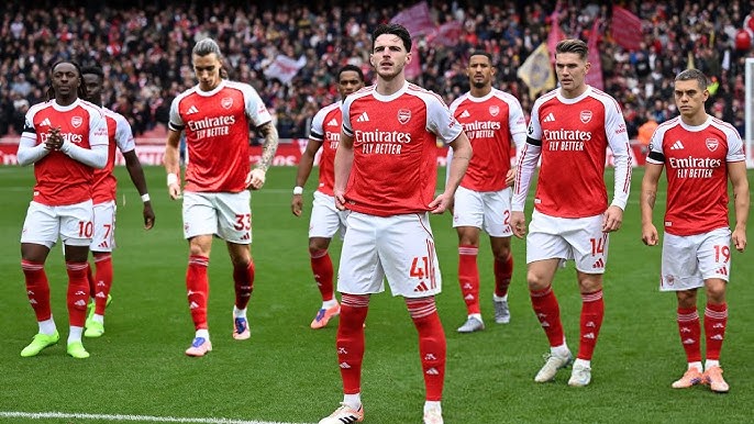 "Arsenal" 3 futbolçusunu satmaq istəyir