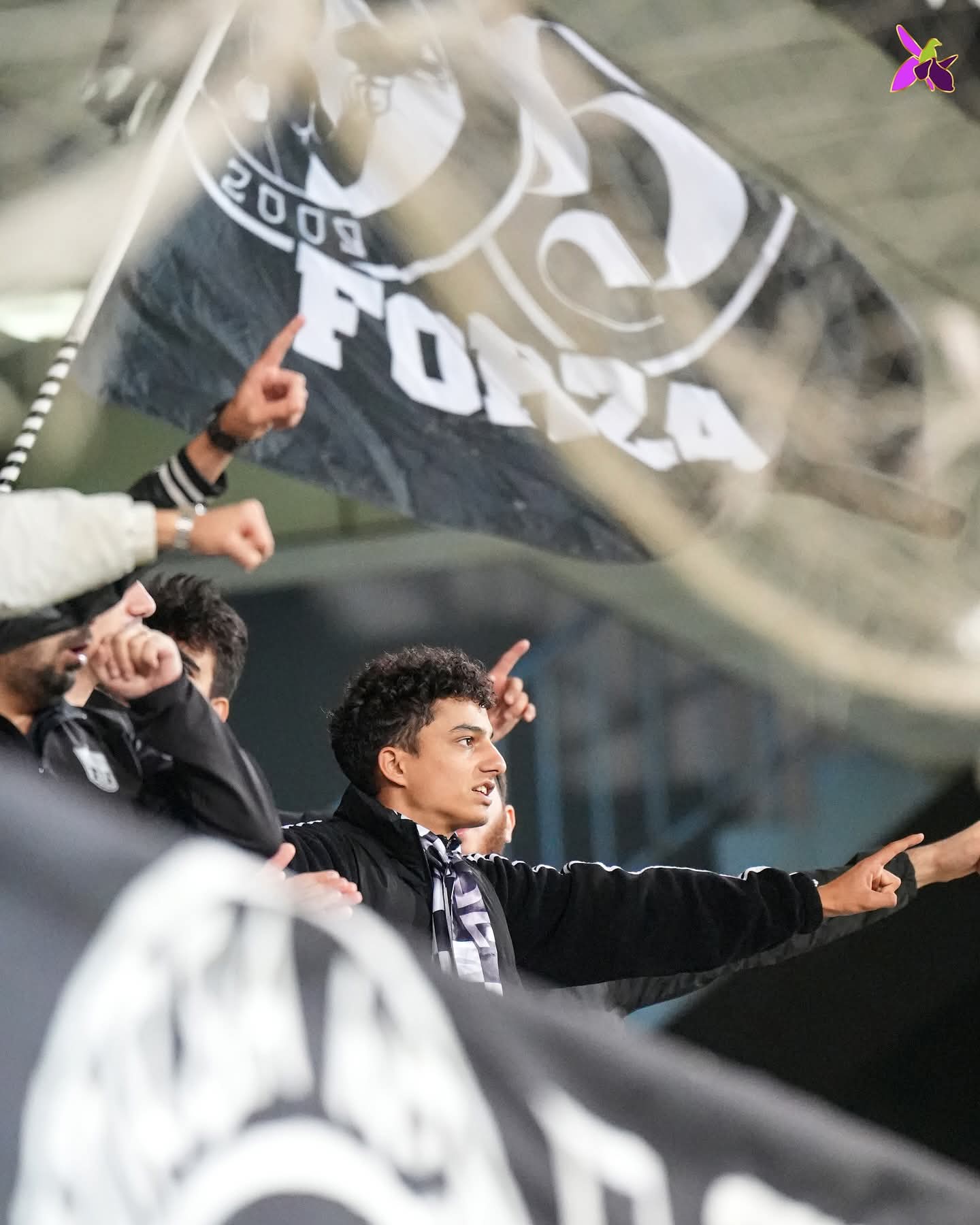 Premyer Liqanın VI turunda tribunada nə qədər azarkeş olub?