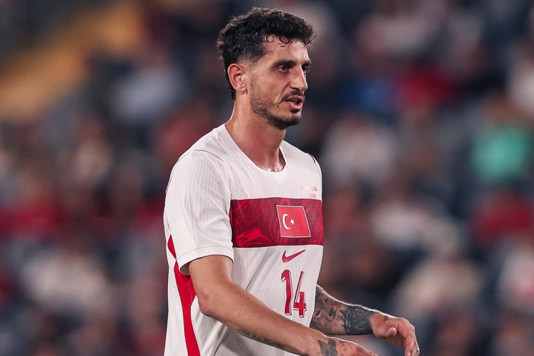 Türkiyə millisinin üzvü "Trabzonspor"a keçir