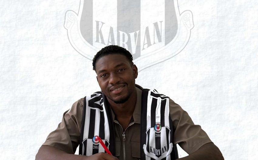 Azərbaycan klubu "Ayaks"ın yetirməsini heyətinə qatıb