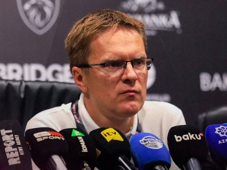 Valdas Dambrauskas: "Bu cür meydançalarda futbolçuların inkişaf etməsi mümkün deyil"