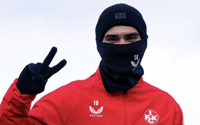 Mahir Emreli geri döndü, klubu təbrik etdi