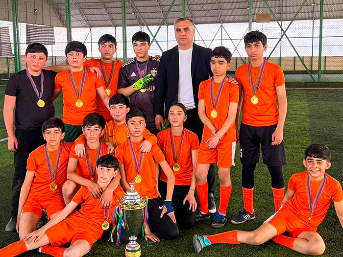 Gəncədə minifutbol turniri keçirildi