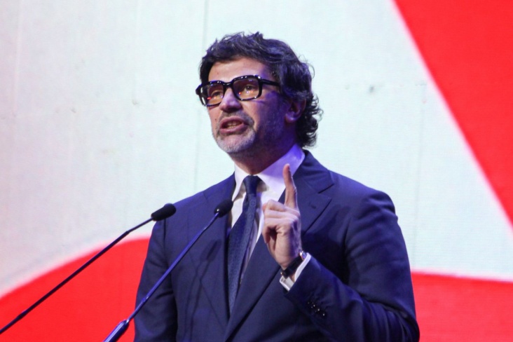 Kaxa Kaladze: "Berluskoni Putinə zəng vurdu, müharibə qurtardı"