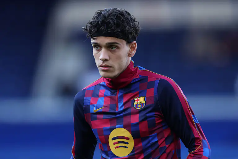 "Real Sosyedad" "Barselona"nın müdafiəçisini transfer etdi