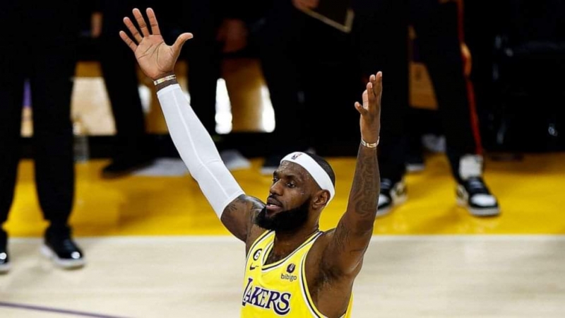 Lebron Ceyms MBA tarixinin ən məhsuldar basketbolçusudu!
