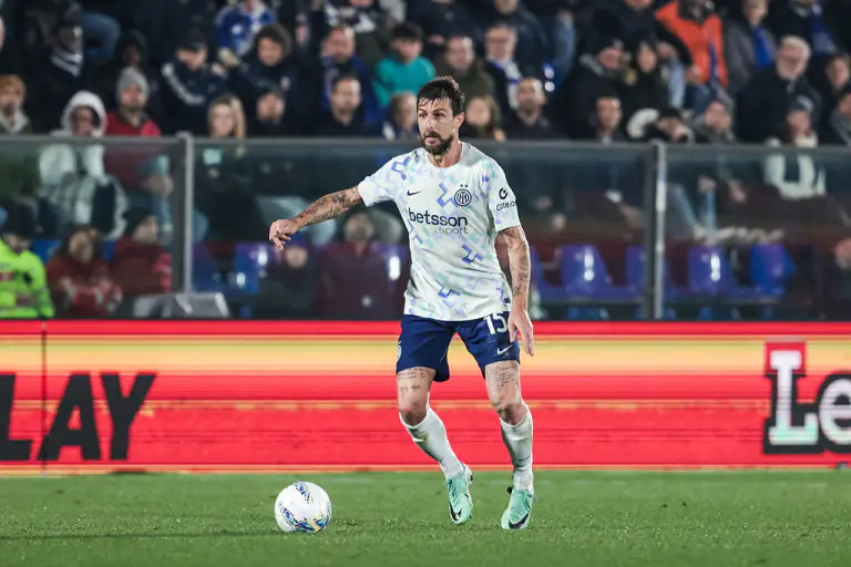 Mərkəz müdafiəçisi "İnter"dən ayrılacaq