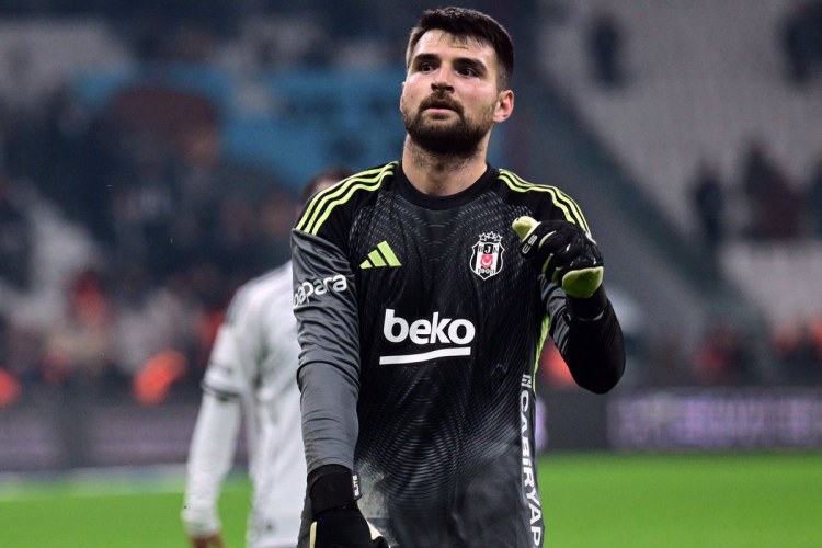 Türkiyə millisinin üzvü "Beşiktaş"dan ayrılacaq