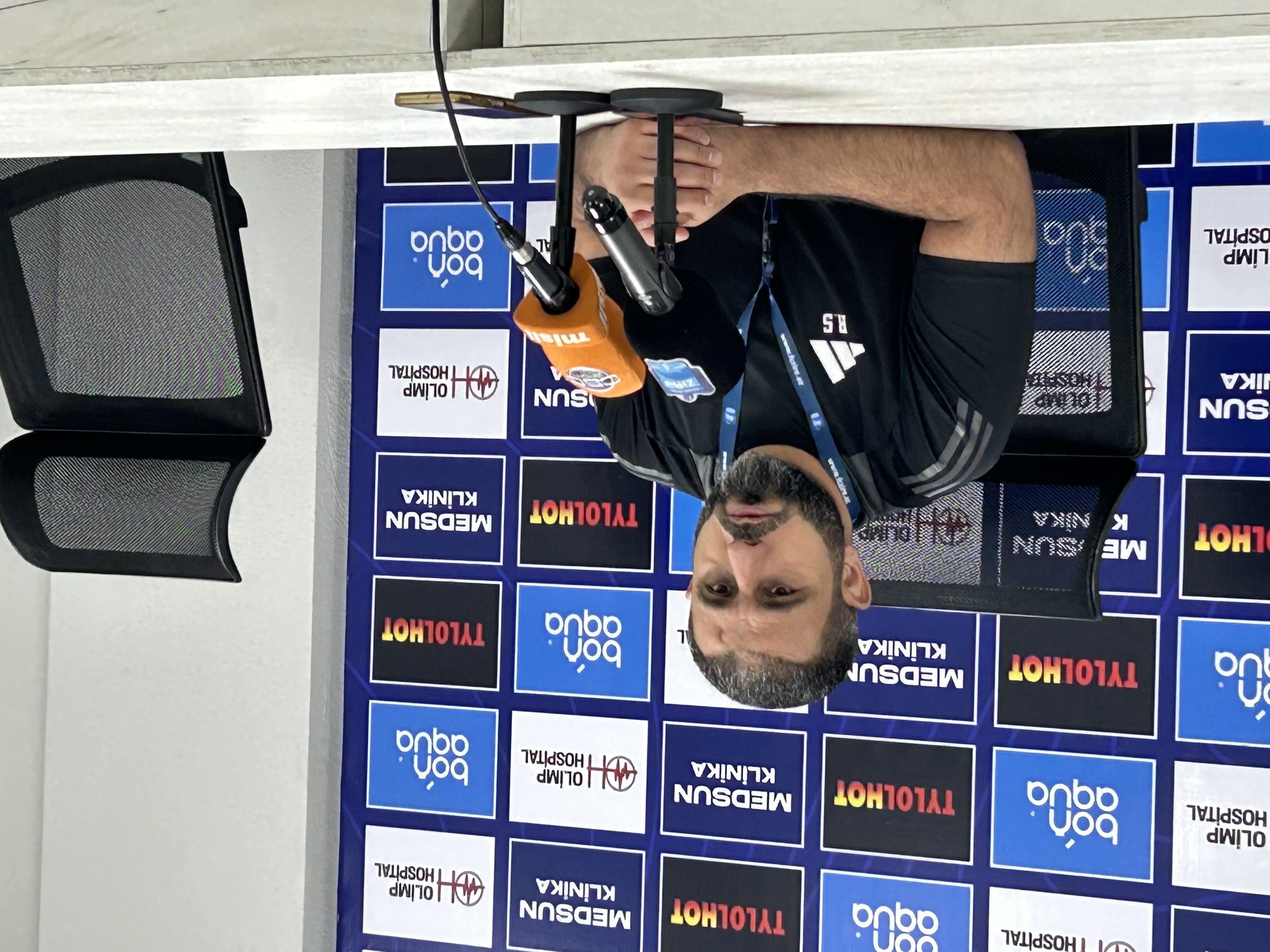 Rəşad Sadıqov: “Futbolçularım böyük xarakter göstərdilər”