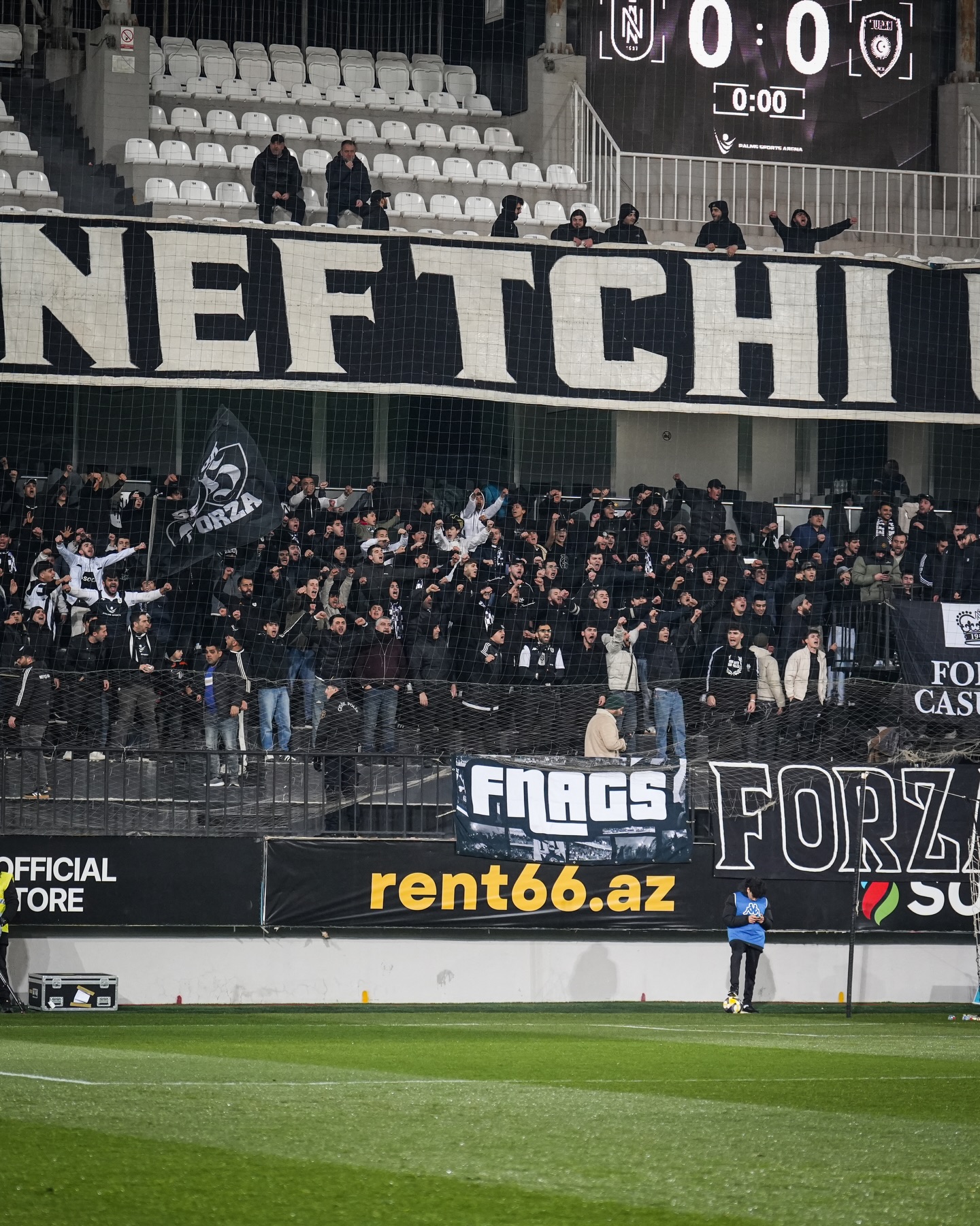 “Neftçi”nin oyunu zirvədə – turun azarkeş statistikası