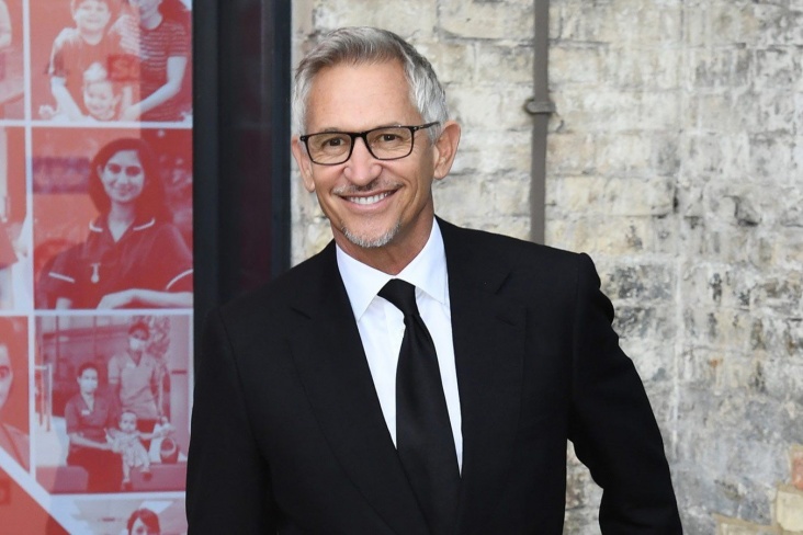 Qari Lineker argentinalını futbol tarixinin ən güclü oyuçusu hesab edir