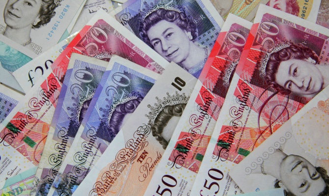 “Mançester Yunayted”in niderlandlı məşqçiyə ödədiyi təzminat bəlli olub