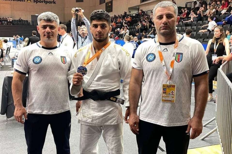 Vüqar Talıbov Avropa kubokunda gümüş medal qazandı