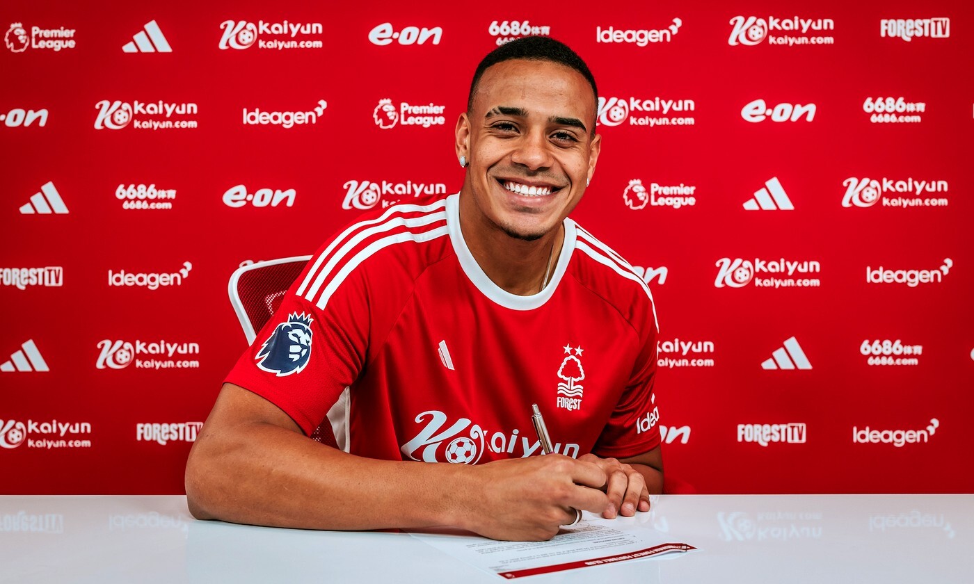 London klubu “Nottingem Forest”in müdafiəçisini istəyir