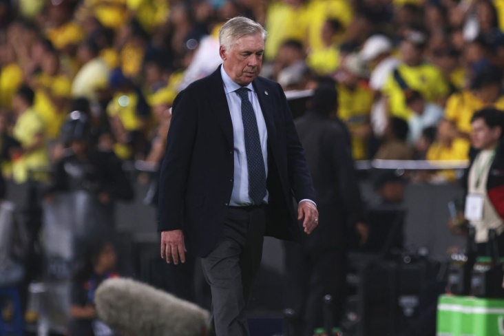 Karlo Ançelottinin simvolik Braziliya millisi