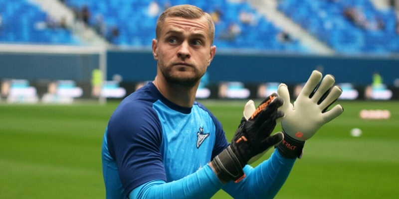 Mirzovdan qol buraxan "Zenit"in qapıçısı: "O, fərdi ustalığı sayəsində hər şeyi həll etdi"