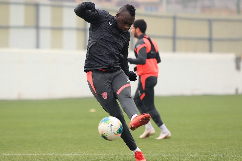 “Sabah”da daha bir ayrılıq