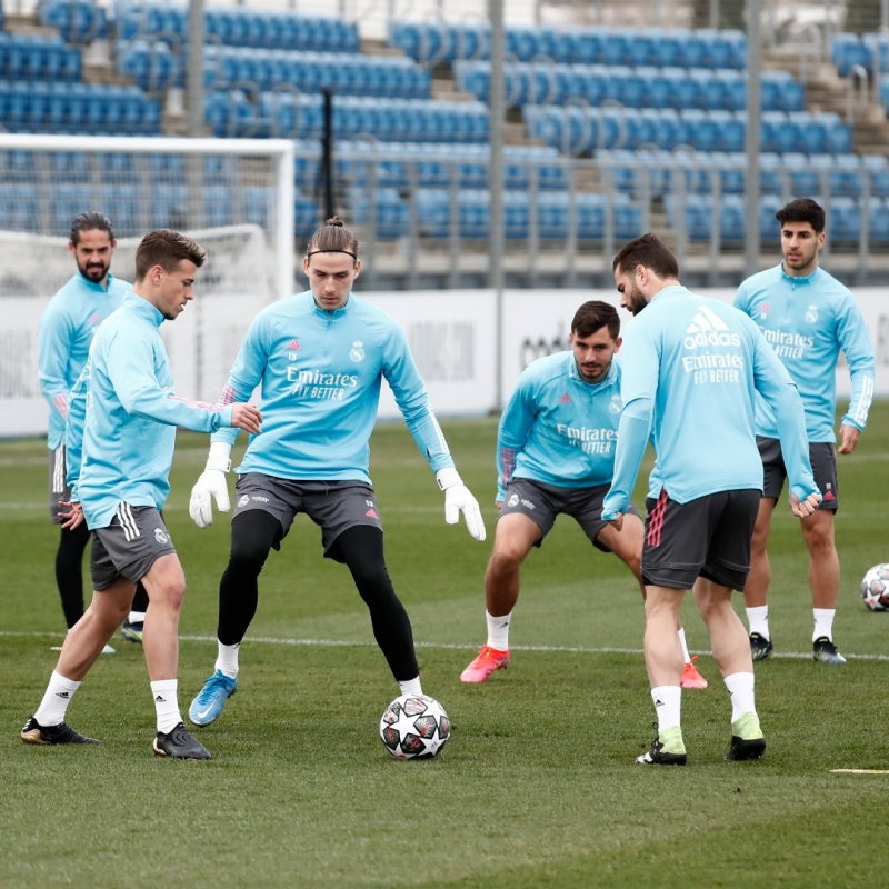 “Real” “Atalanta” səfərinə 9 itki ilə yollandı