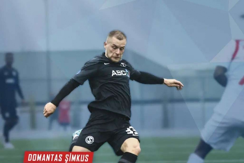 “Səbail” daha bir legioneri ilə vidalaşdı