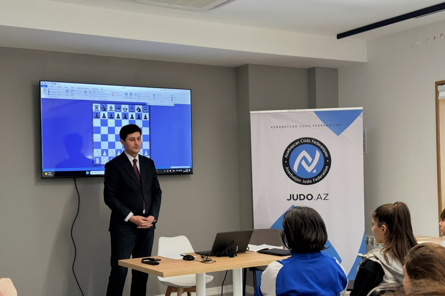 Cüdo millisinin üzvləri üçün şahmat dərsi təşkil olunub