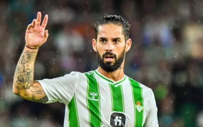 İsko 1 ay oynamayacaq