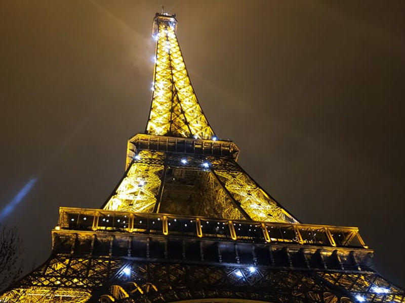 Eyfel qülləsi PSJ-nin hər qolunda işıqlanacaq
