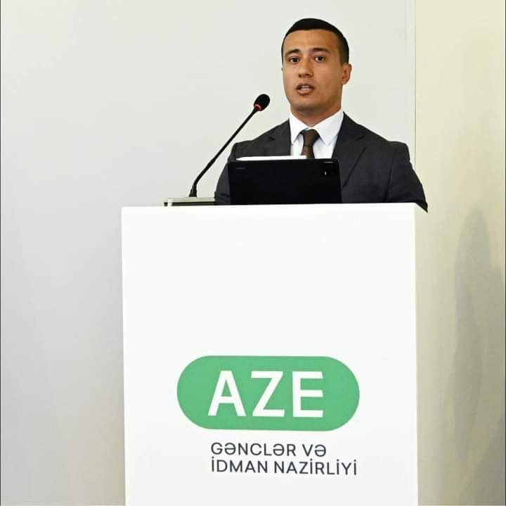 Fərid Qayıbov onu rəis göndərdi