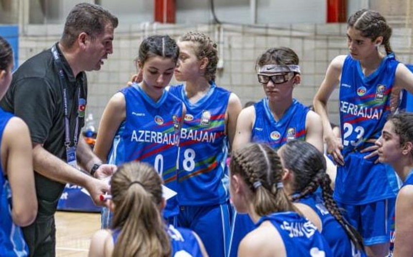 U-16 millisi final görüşünə çıxacaq