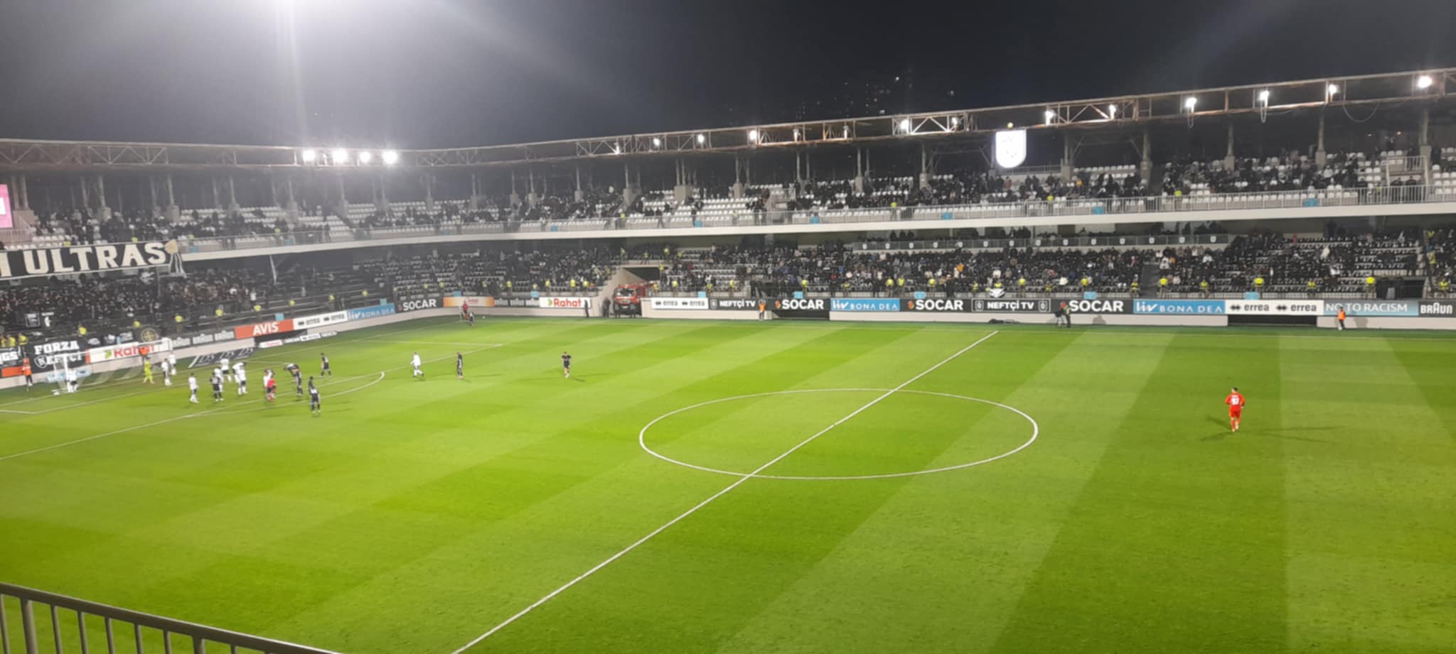 "Qarabağ" cari mövsümdə ikinci dəfə "Neftçi"ni məyus etdi