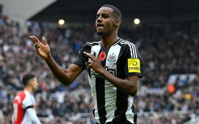 "Barselona" isveçli futbolçunu istəyir