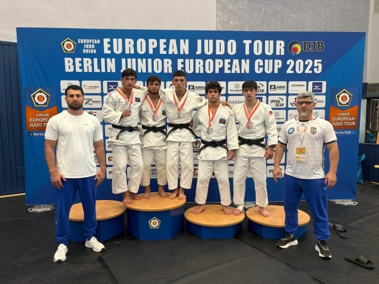 Gənclər arasında Avropa Kubokunda ilk gündə 5 medal