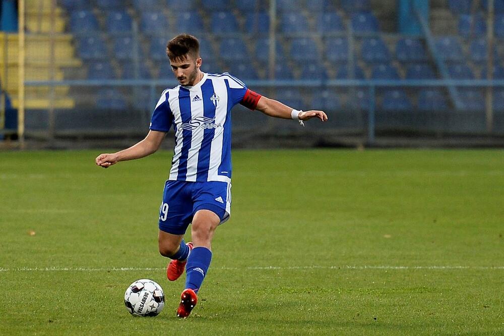 Çernoqoriyalı futbolçu "Kəpəz"də - EKSKLÜZİV