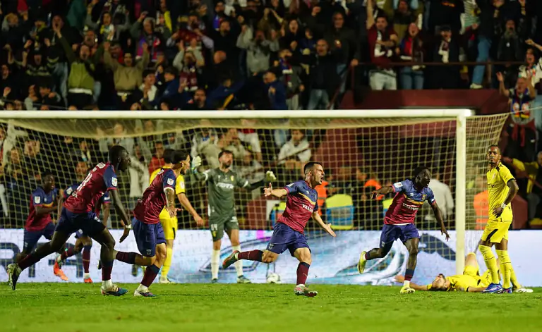 İkinci divizion komandası Portuqaliya kubokunun finalına yüksəlib