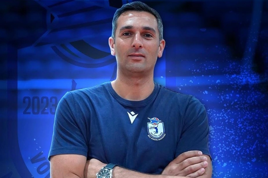 "Təyyarəçilər" yeni baş məşqçiyə həvalə olundu