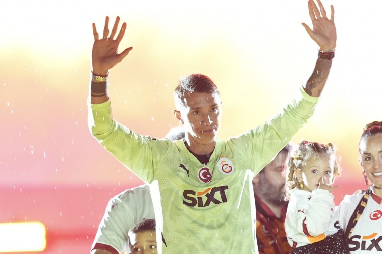 "Qalatasaray"da Muslera dönəmi başa çatır