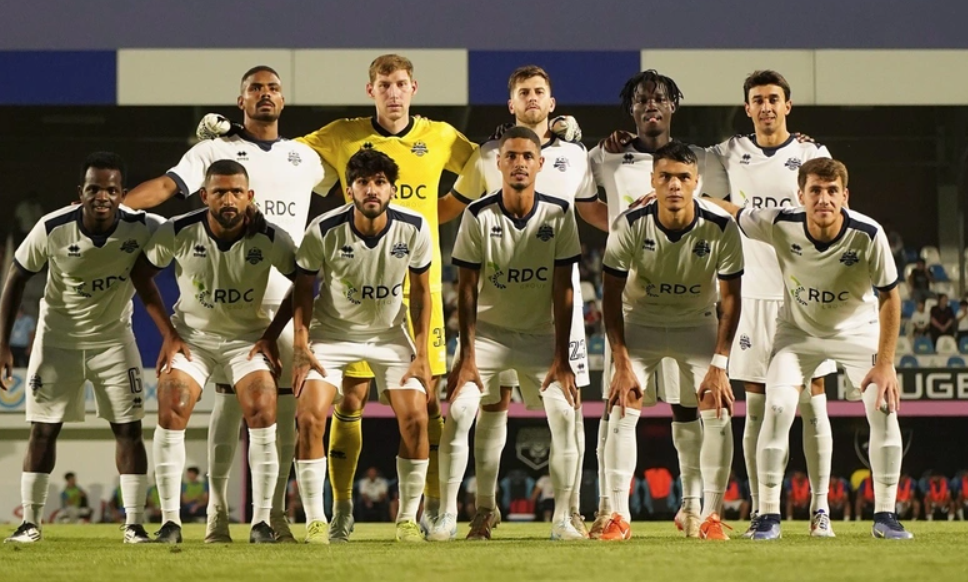 Bölgə klubu daha 4 futbolçu ilə yollarını ayırdı