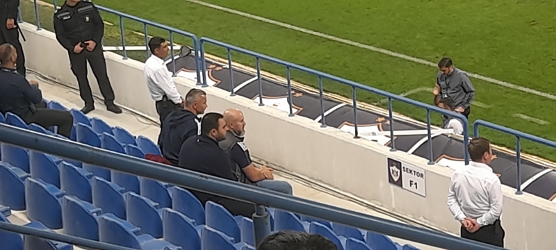 Qurban Qurbanov tribunada yer aldı, azarkeşlər...