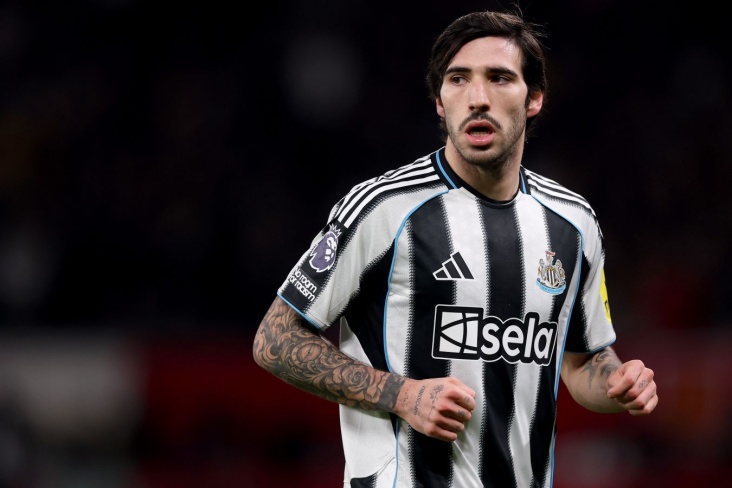 "Mançester Yunayted" yarımmüdafiəçiyə görə "Nyukasl"a təklif göndərəcək