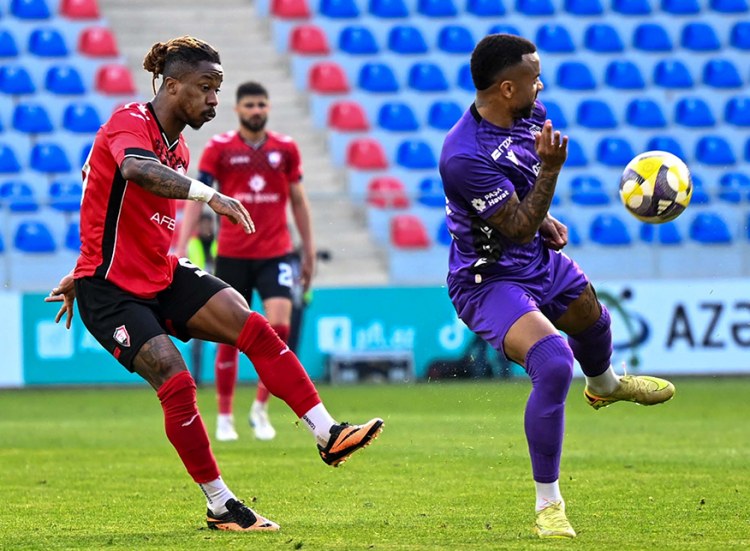 "Qarabağ"ın "Turan Tovuz", "Sumqayıt"ın "Kəpəz" qarşısında üstünlüyü