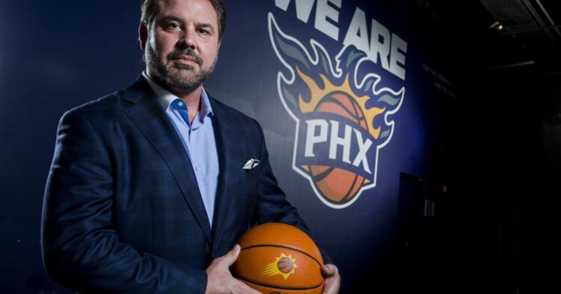 İşçilərini təhqir edən klub prezidenti istefa verdi