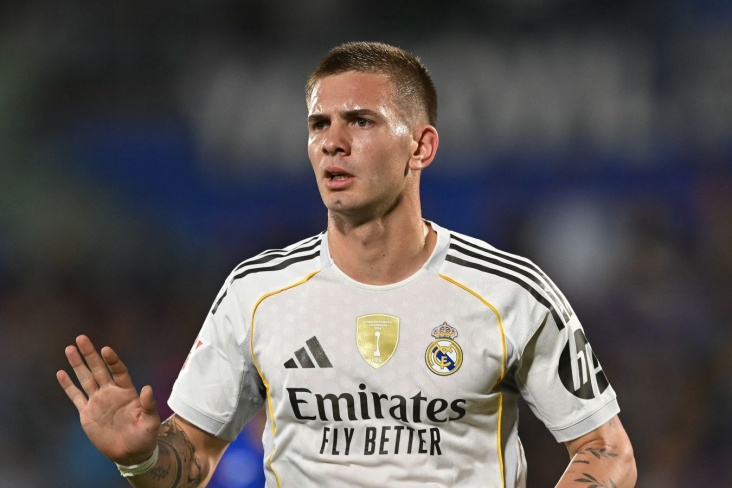 "Real"ın argentinalısı sıraya dönüb