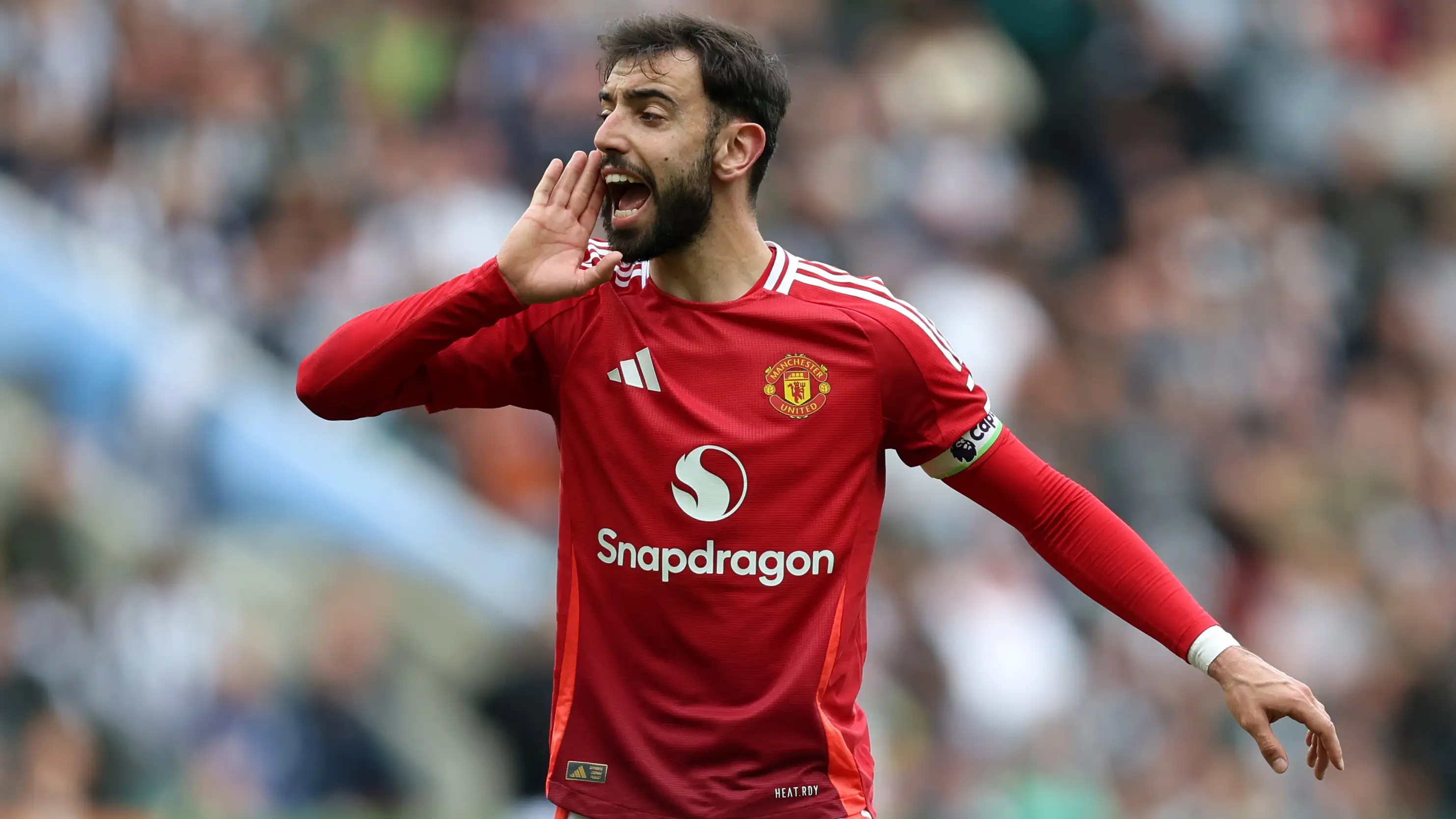 Ərəblər Bruno Fernandesə İngiltərədə aldğından 4 dəfə artıq maaş təklif etdi