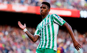 "Betis" "Lids"in sabiq müdafiəçisi ilə müqavilə bağlayıb