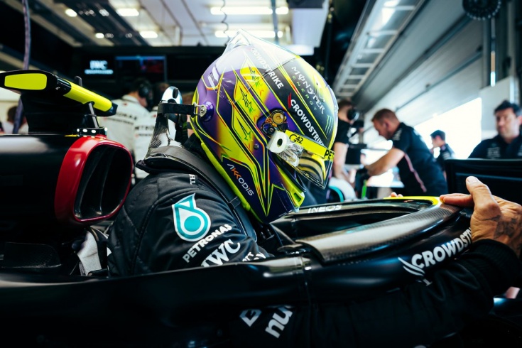 "Titul uğrunda mübarizə aparmağa gecikmişik" - Hemilton 