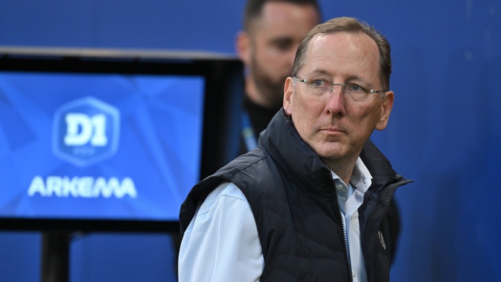 Con Tekstor “Kristal Pelas”dakı payını satdı