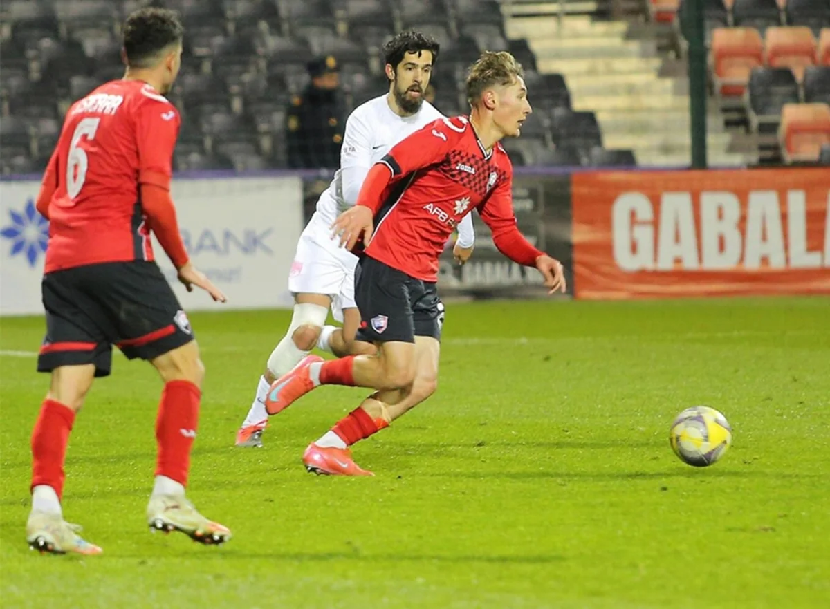 Timoteuş Puxaç "Sabah"ın yubiley qolunun müəllifi oldu