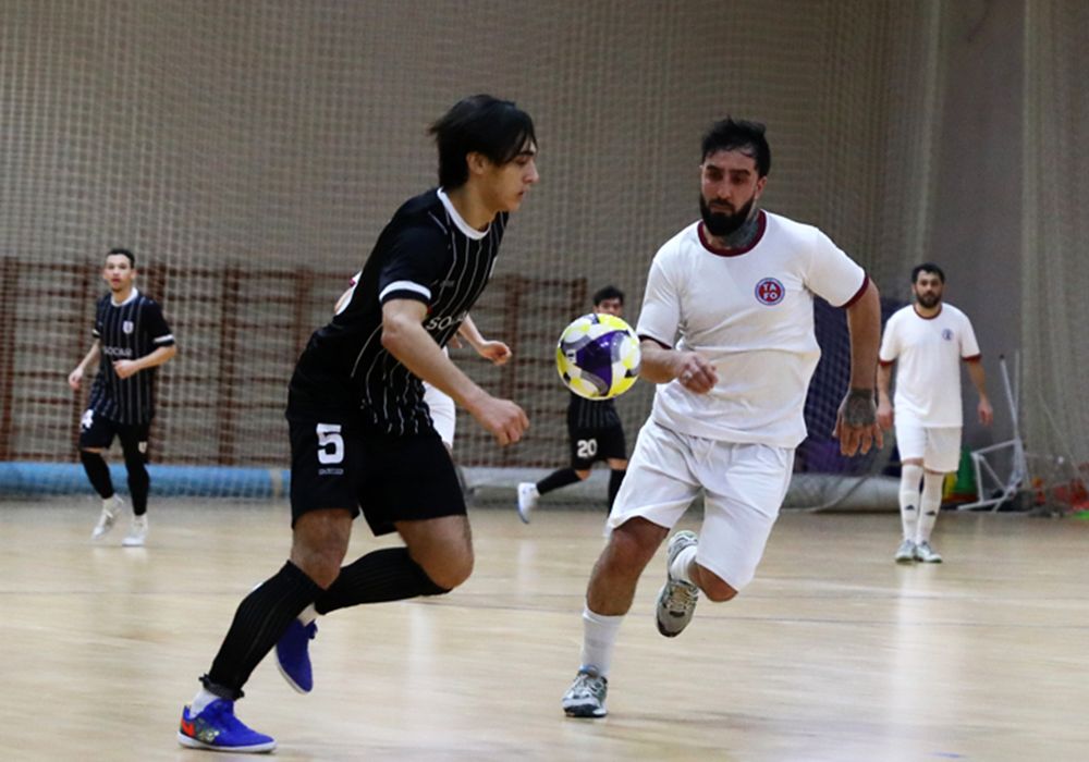 “Araz-Naxçıvan”la “Neftçi” 1/4 finalda