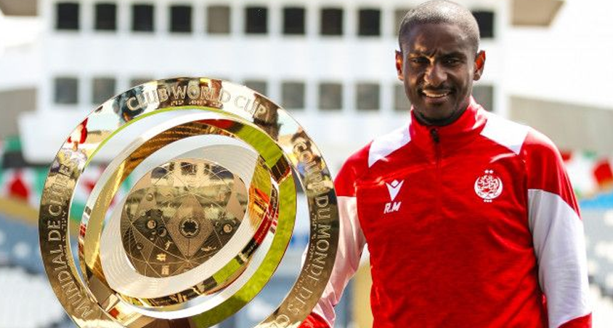 Klublararası Dünya Çempionatına dörd həftə qalmış baş məşqçi istefa verdi