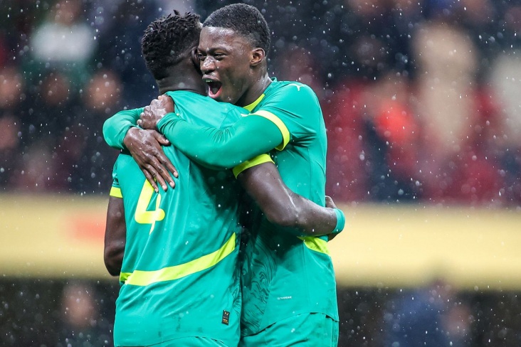 Qalmaqallı finalda Seneqal kuboku baş üzərinə qaldırdı