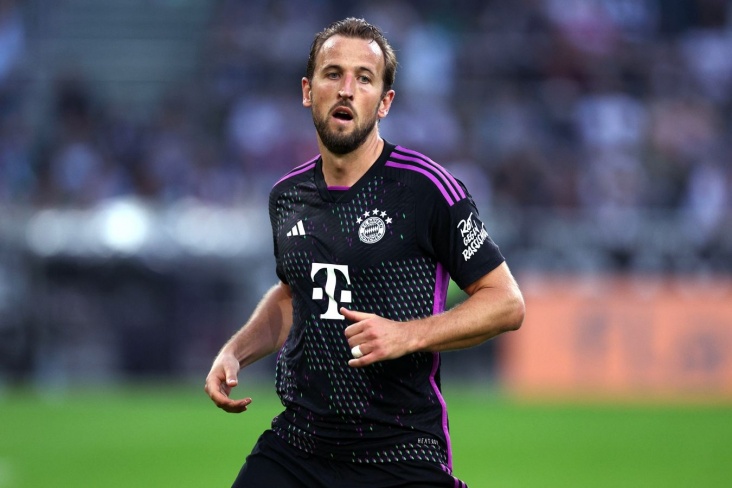 Ərəblər ingilis ulduza "elçi" düşüb